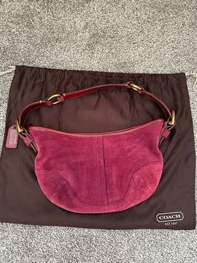 Coach 9658 Berry Suede Soho Shoulder Bag with Leather Strap Y2K Vintage